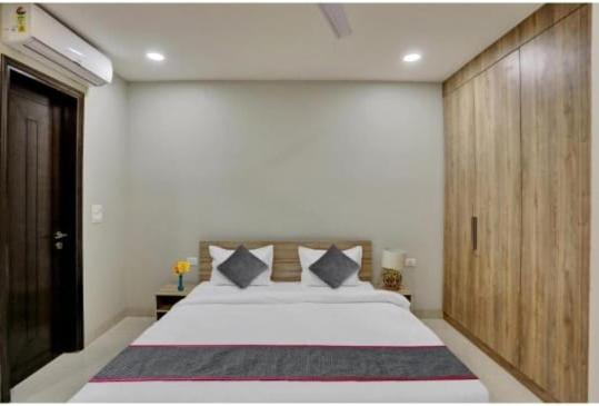 Vibe Hotel โนอิดา ภายนอก รูปภาพ
