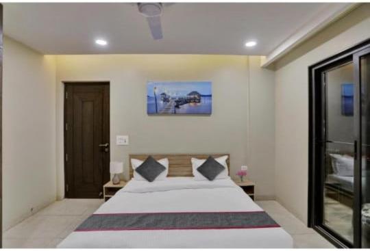 Vibe Hotel โนอิดา ภายนอก รูปภาพ