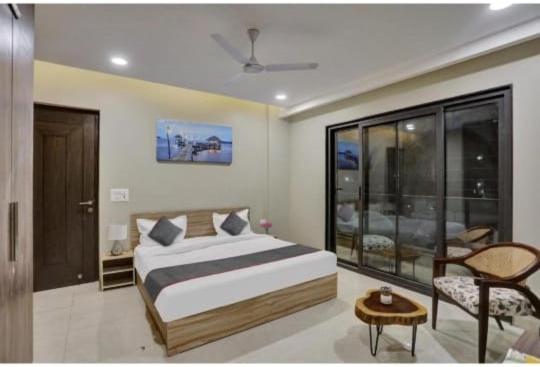 Vibe Hotel โนอิดา ภายนอก รูปภาพ